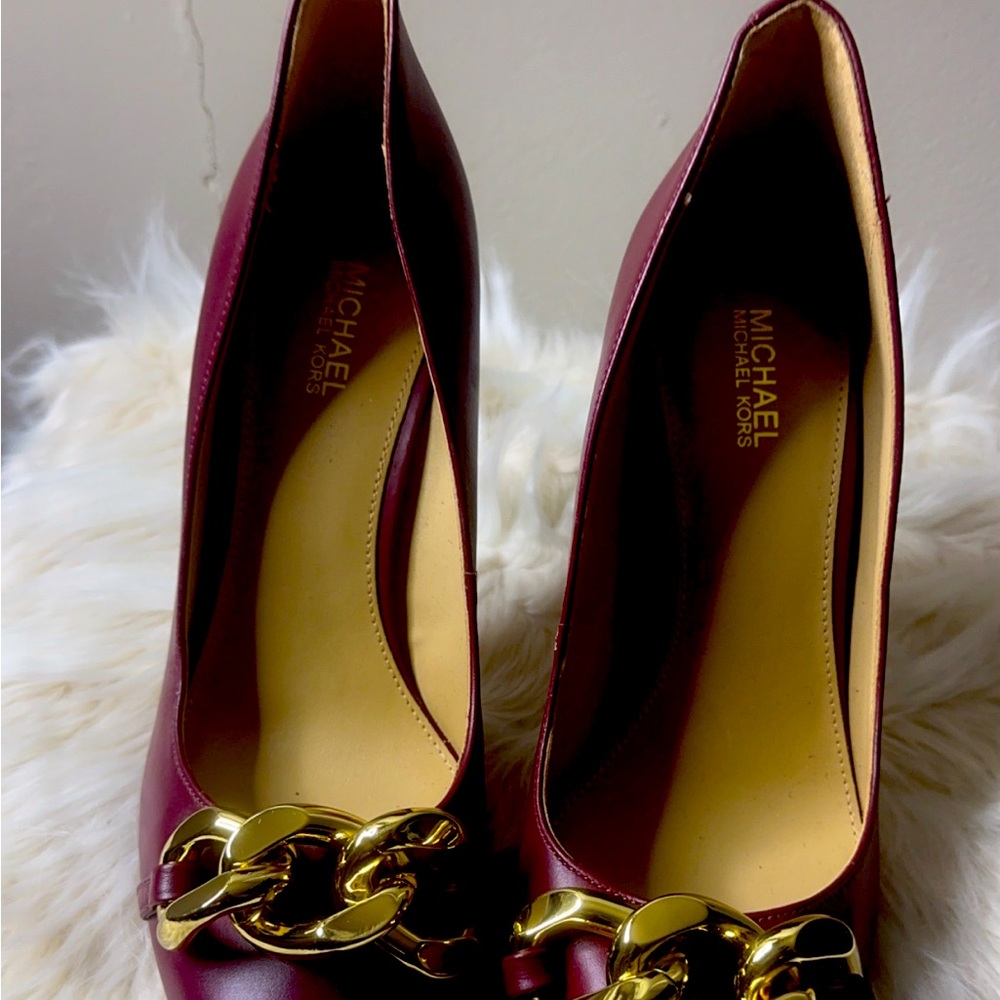 micheal kors wine pump size 7:5